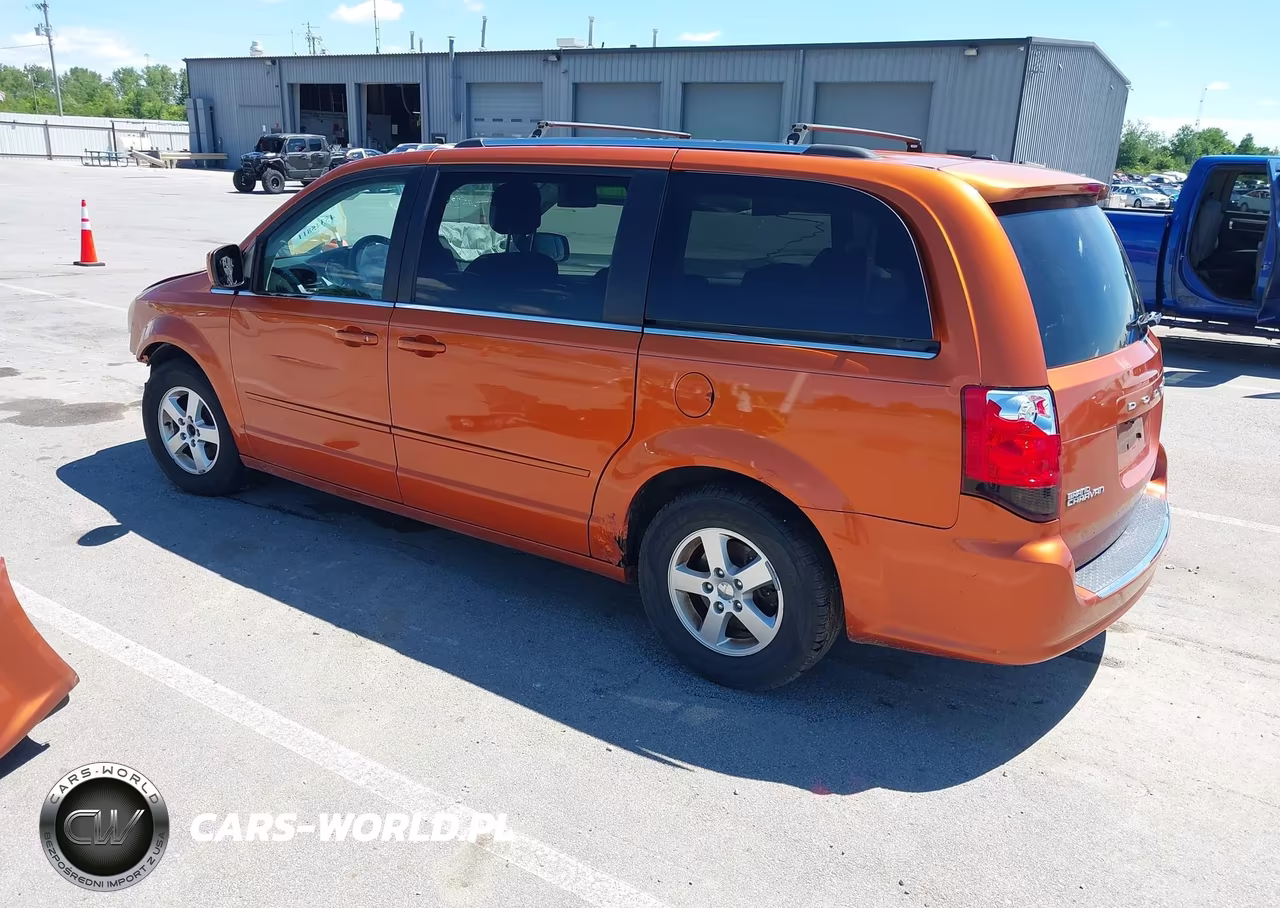 2011 Dodge Grand Caravan Crew VIN:2D4RN5DG3BR684843 - 3
