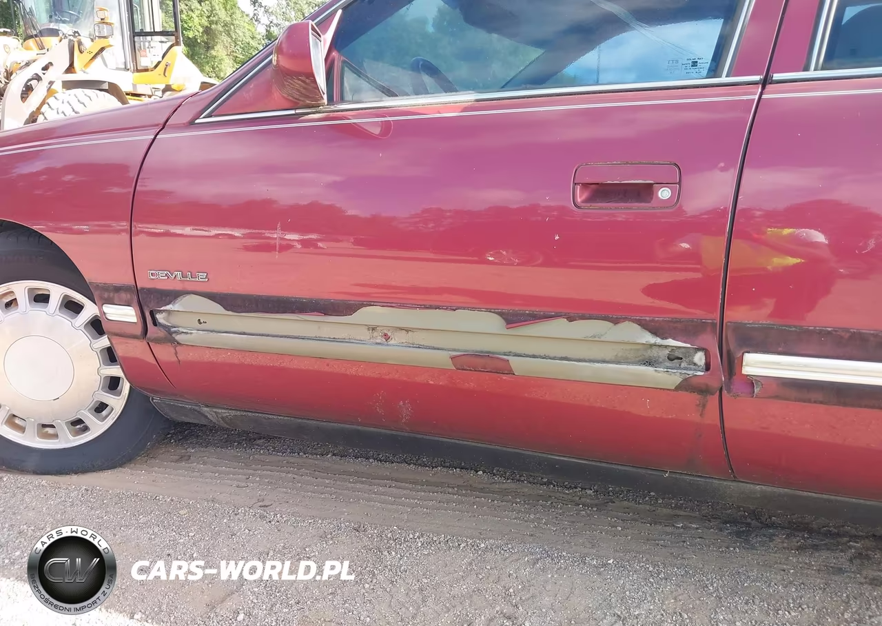1997 Cadillac Deville Standard VIN:1G6KD54YXVU268406 - 12