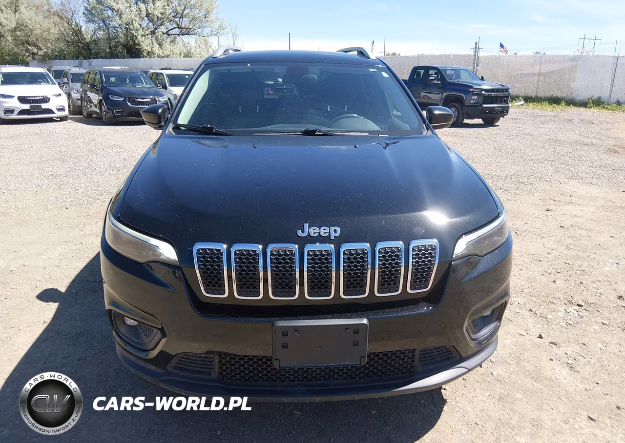2019 Jeep Cherokee Latitude 4X4 VIN:1C4PJMCB0KD153683 - 6