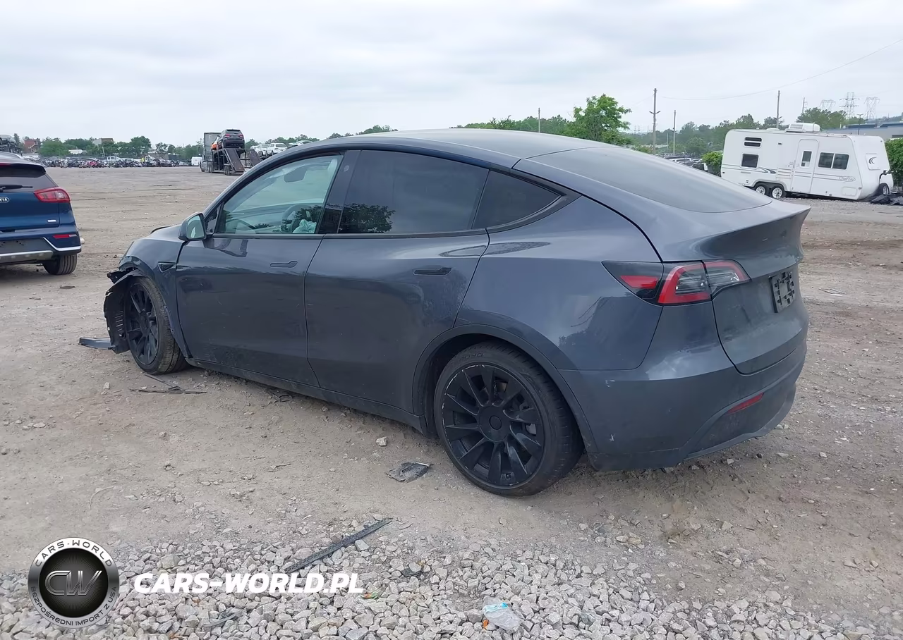 2021 Tesla Model Y Long Range Dual Motor All-Wheel Drive VIN:5YJYGDEE3MF251600 - 3