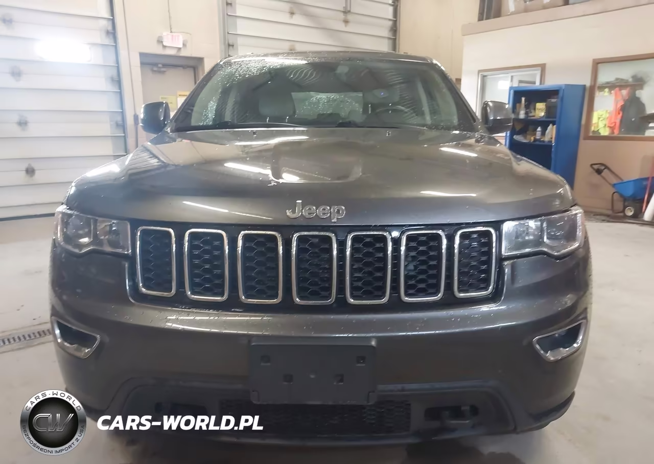 2019 Jeep Grand Cherokee Laredo E 4X4 VIN:1C4RJFAG7KC772287 - 12