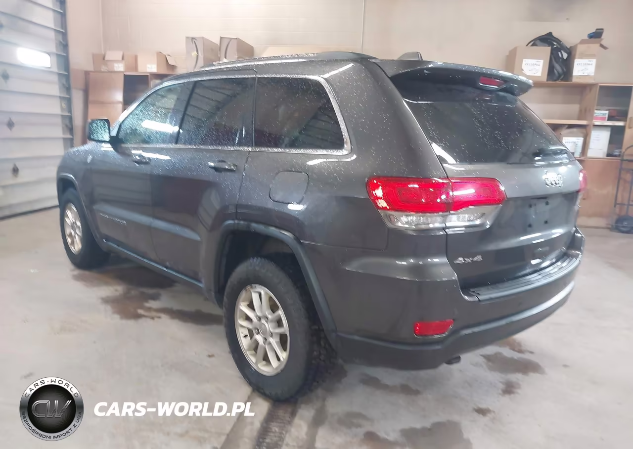 2019 Jeep Grand Cherokee Laredo E 4X4 VIN:1C4RJFAG7KC772287 - 3