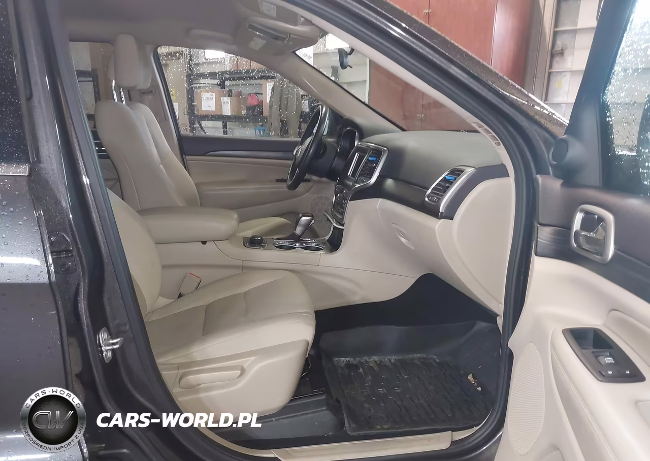 2019 Jeep Grand Cherokee Laredo E 4X4 VIN:1C4RJFAG7KC772287 - 5