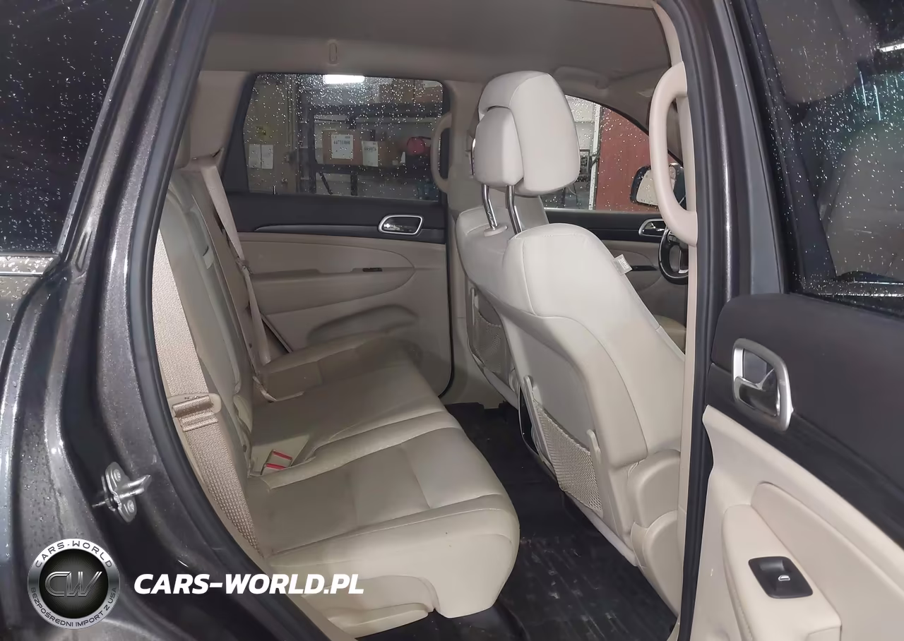 2019 Jeep Grand Cherokee Laredo E 4X4 VIN:1C4RJFAG7KC772287 - 8