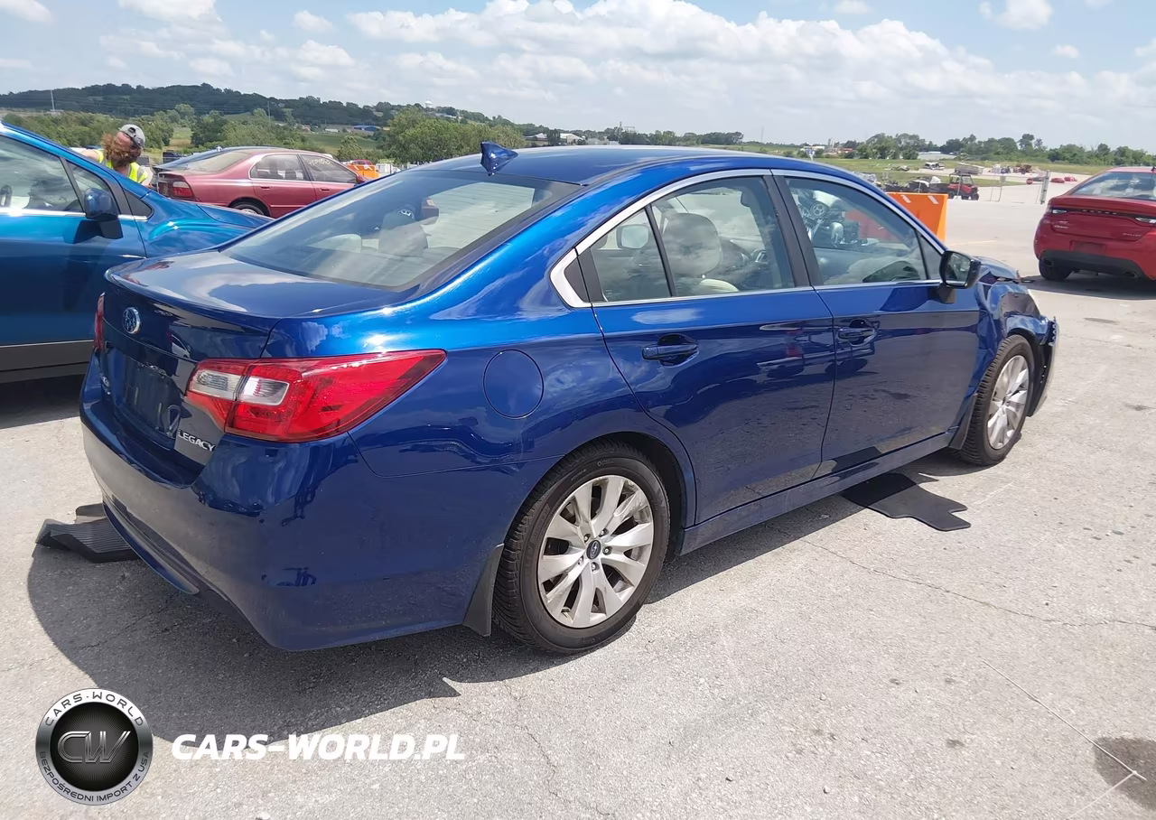 2016 Subaru Legacy 2.5I Premium VIN:4S3BNBC64G3030049 - 4