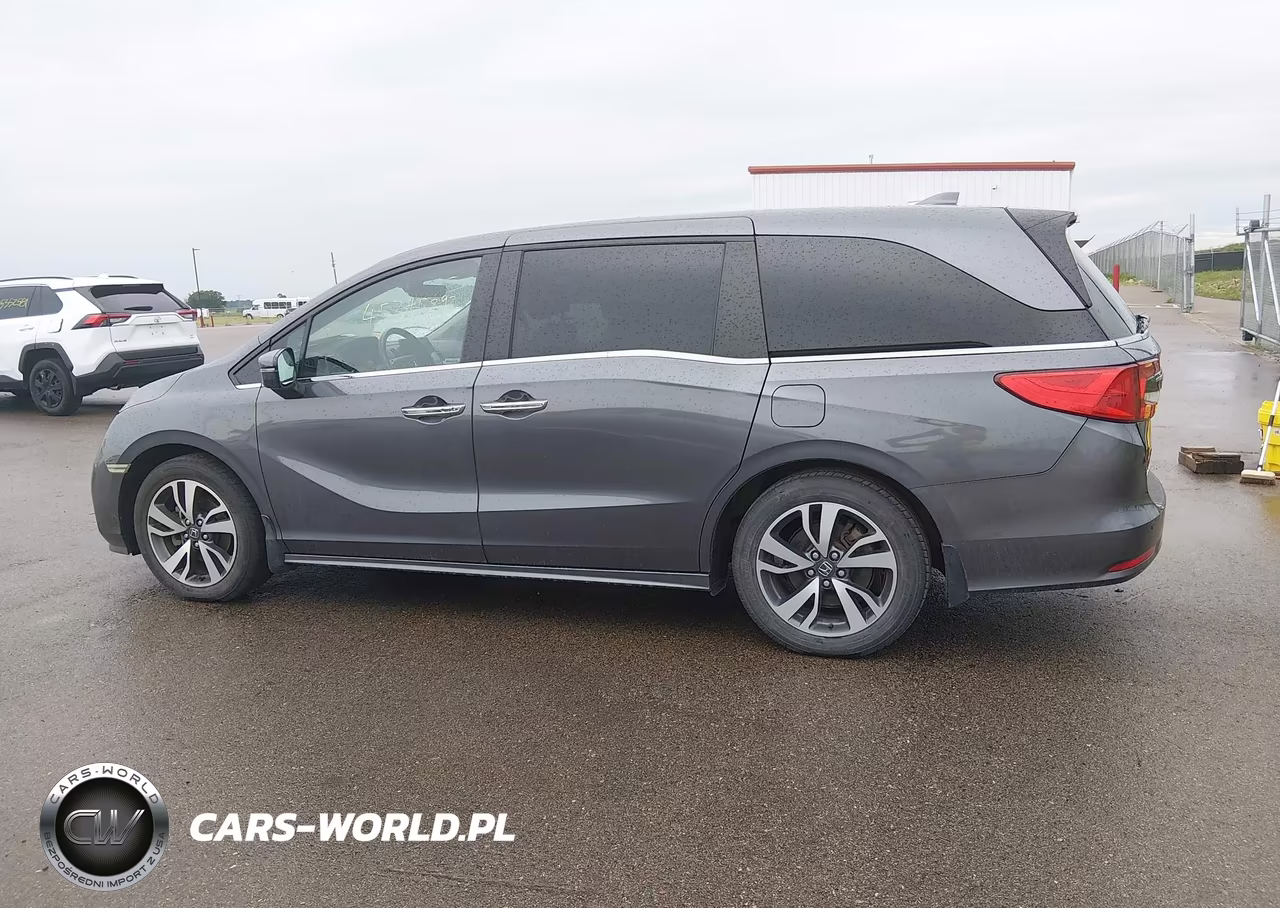 2022 Honda Odyssey Touring VIN:5FNRL6H88NB043795 - 14