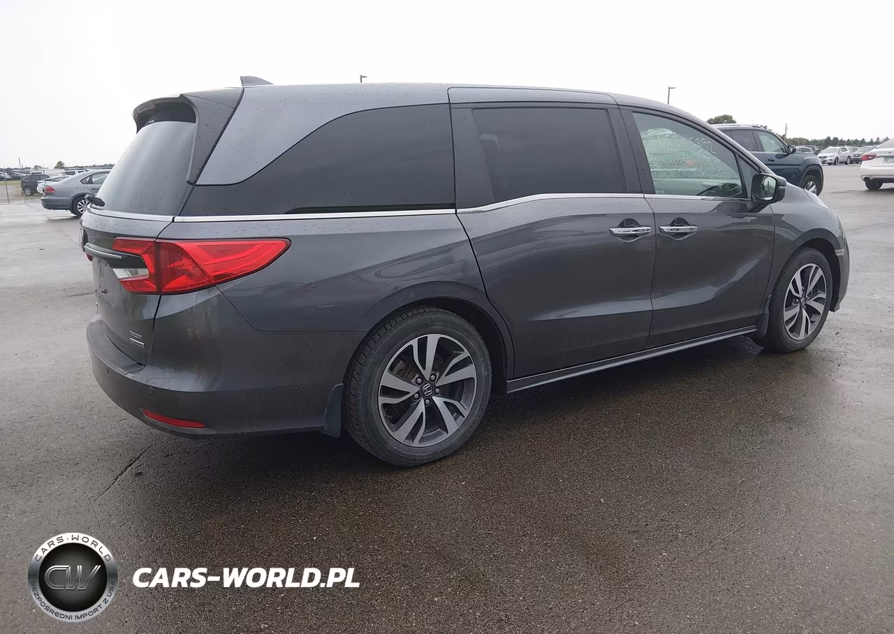 2022 Honda Odyssey Touring VIN:5FNRL6H88NB043795 - 4