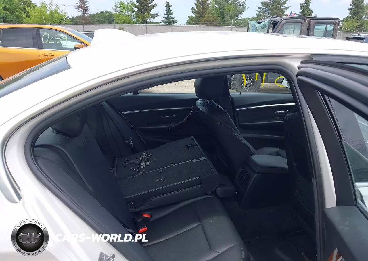 2018 BMW 330I VIN:WBA8B9C54JEE83263 - 8