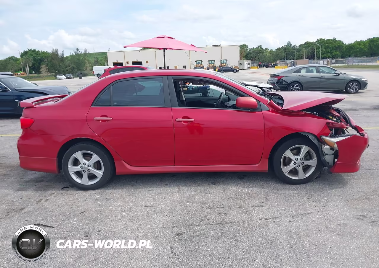 2013 Toyota Corolla S VIN:2T1BU4EE5DC110417 - 13
