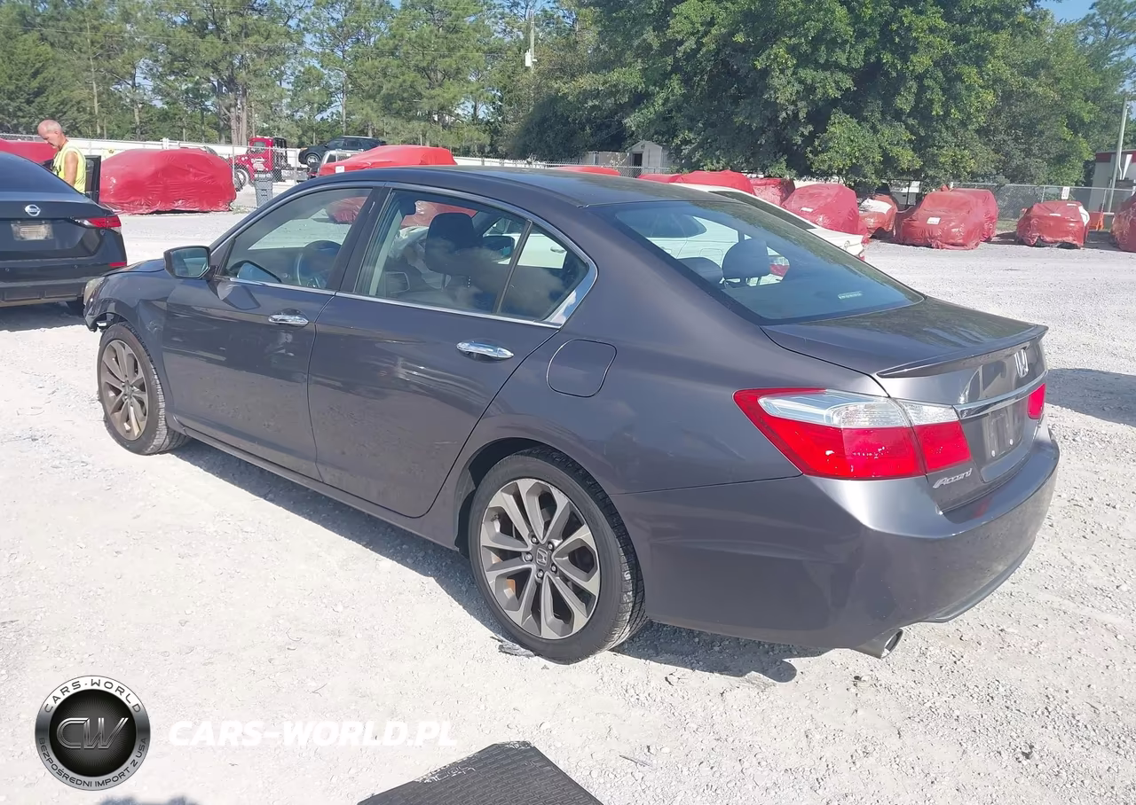 2015 Honda Accord Sport VIN:1HGCR2E50FA072436 - 3