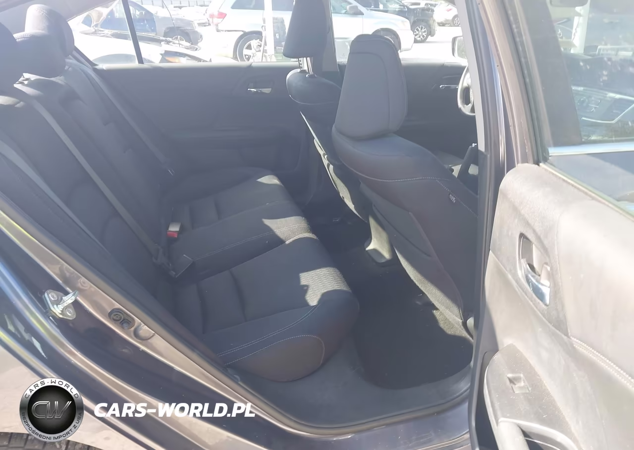2015 Honda Accord Sport VIN:1HGCR2E50FA072436 - 8