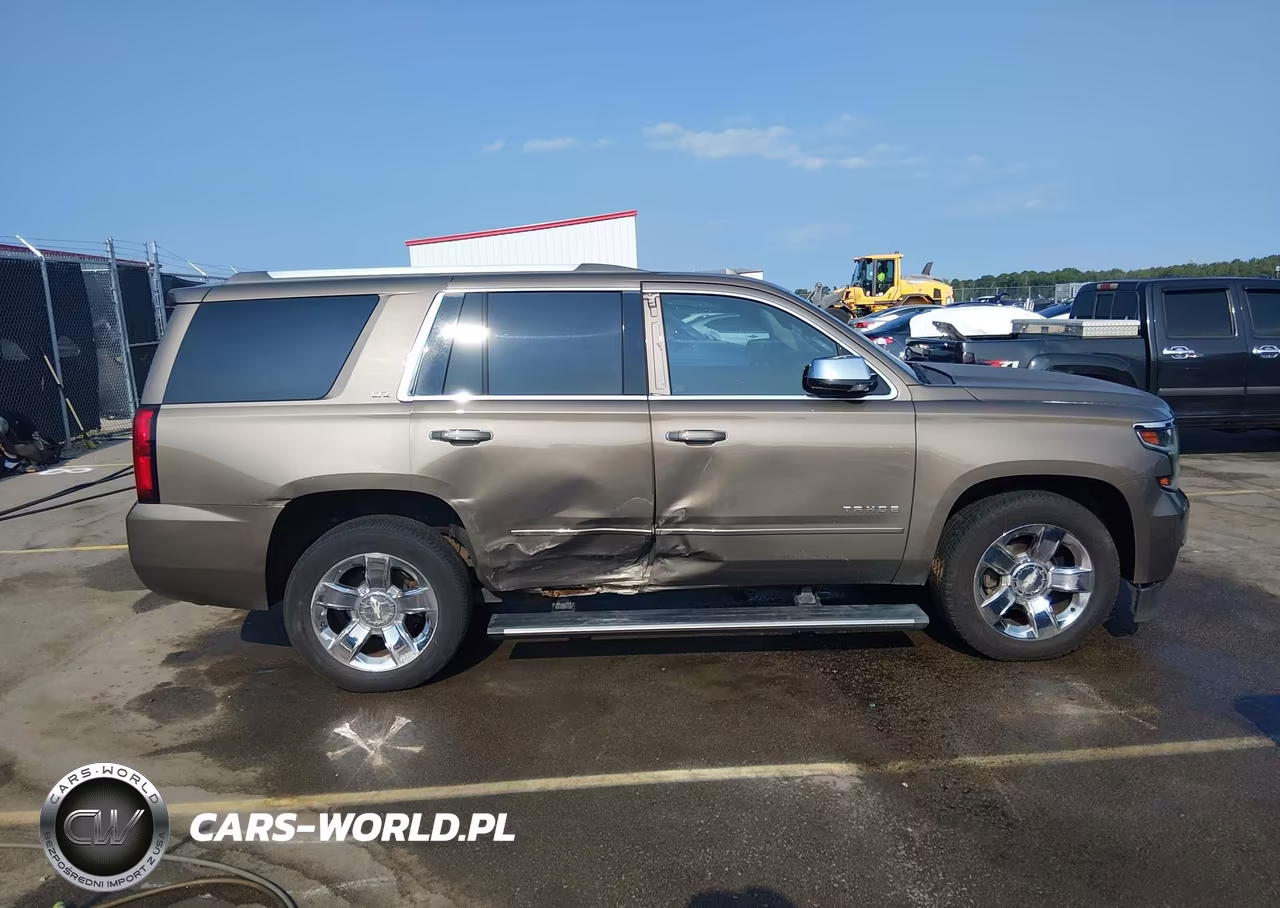 2015 Chevrolet Tahoe Ltz VIN:1GNSKCKC6FR673883 - 13