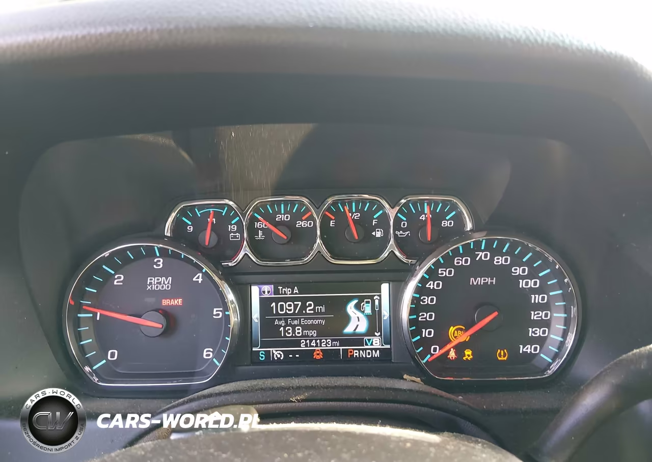 2015 Chevrolet Tahoe Ltz VIN:1GNSKCKC6FR673883 - 7