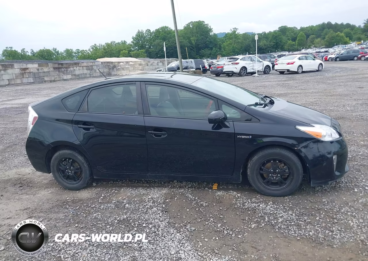 2012 Toyota Prius Three VIN:JTDKN3DU7C5406860 - 13
