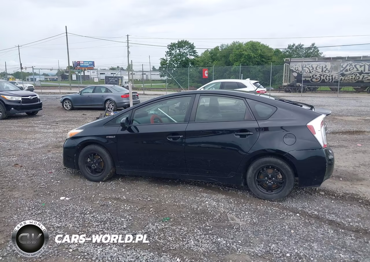 2012 Toyota Prius Three VIN:JTDKN3DU7C5406860 - 14