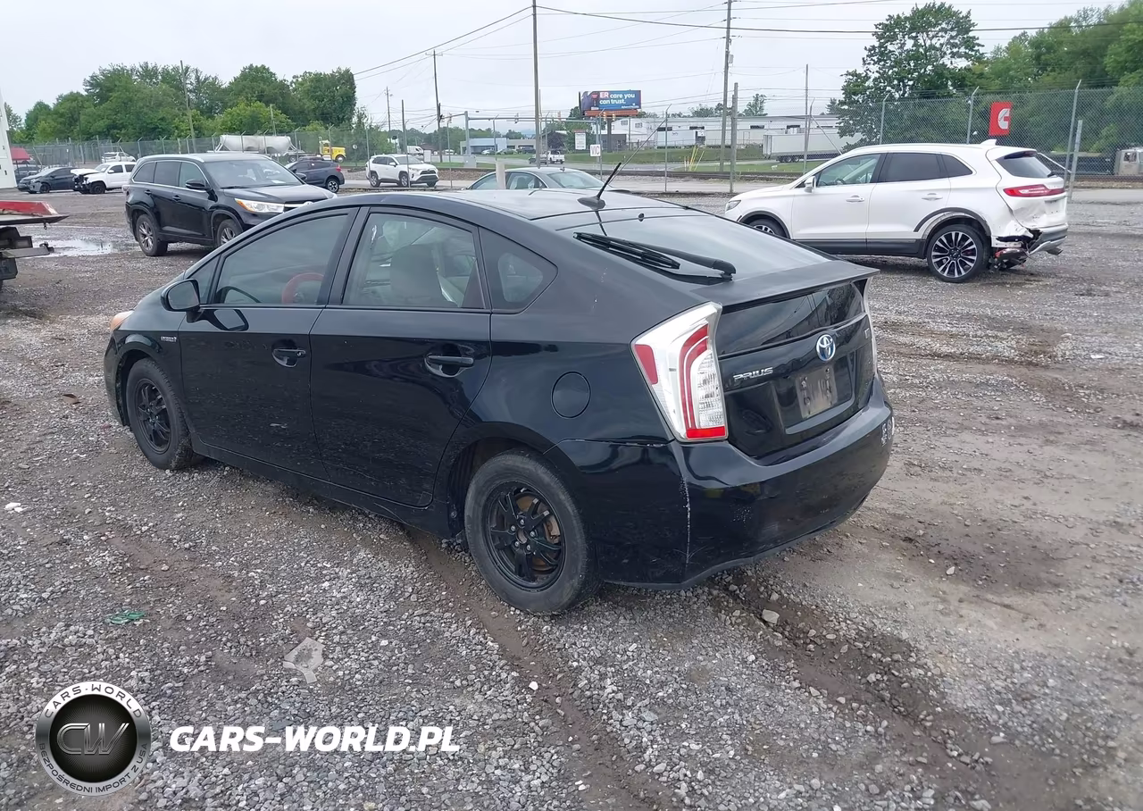 2012 Toyota Prius Three VIN:JTDKN3DU7C5406860 - 3