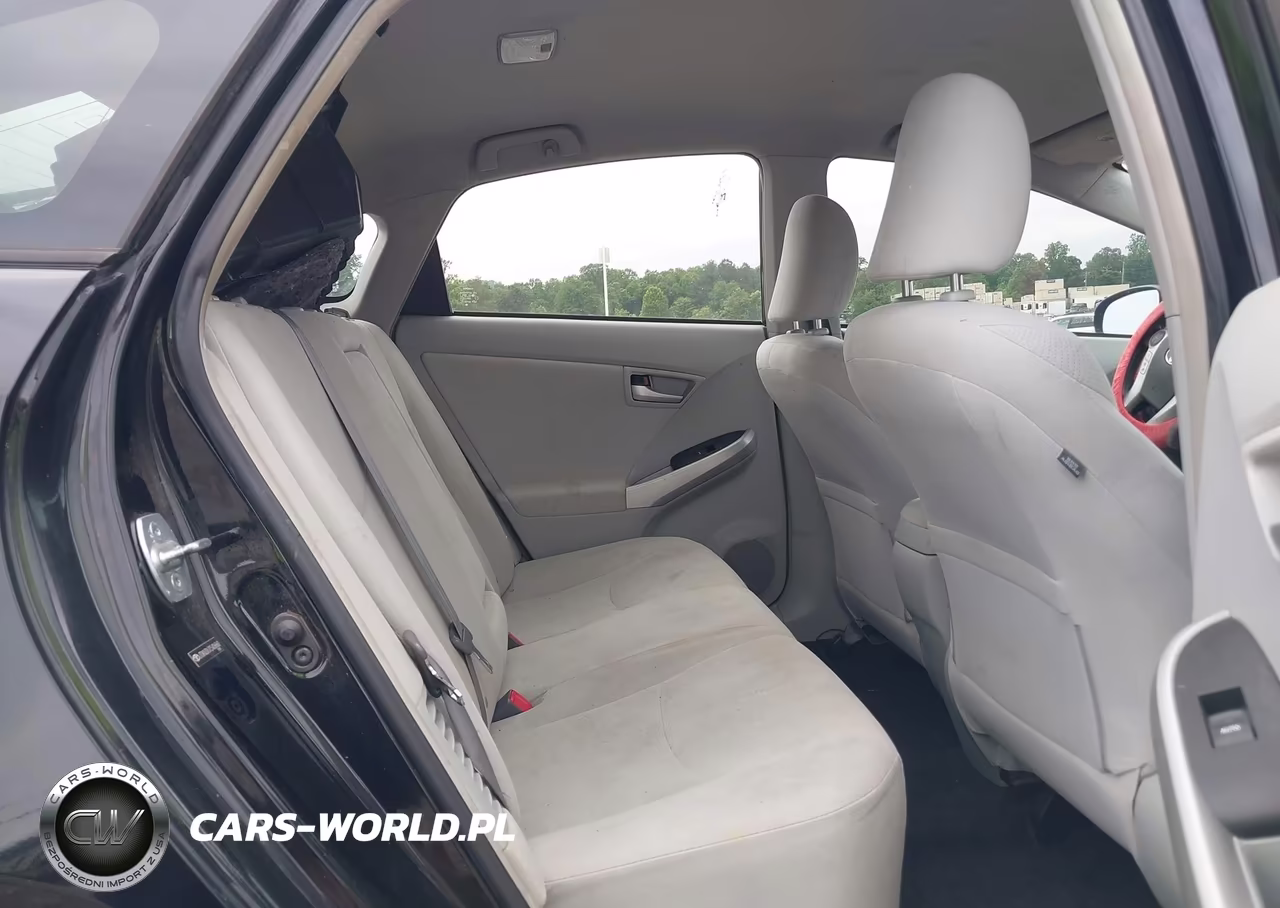 2012 Toyota Prius Three VIN:JTDKN3DU7C5406860 - 8