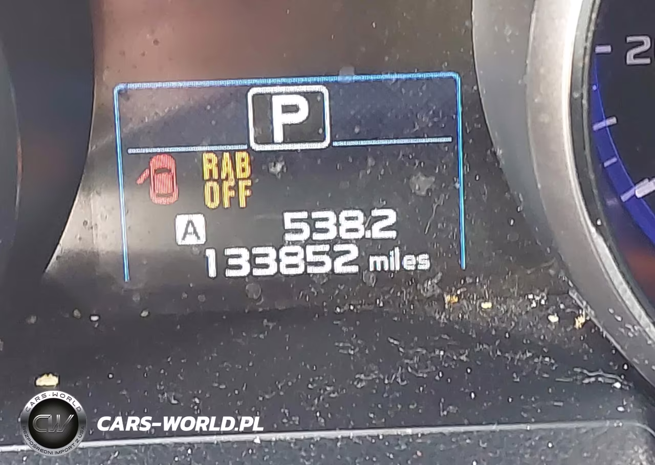 2018 Subaru Outback 3.6R Limited VIN:4S4BSENC9J3275333 - 15