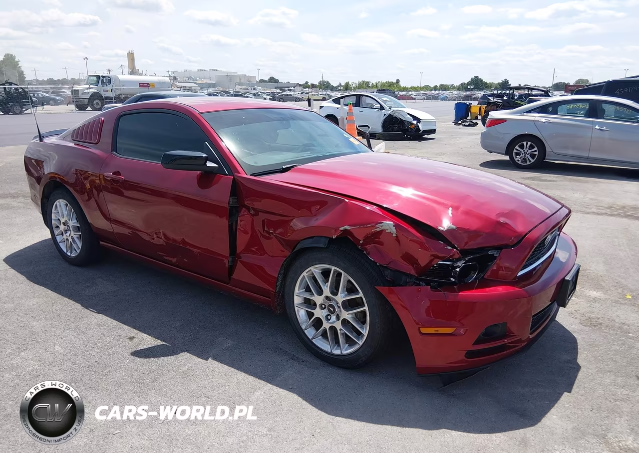 2014 Ford Mustang V6