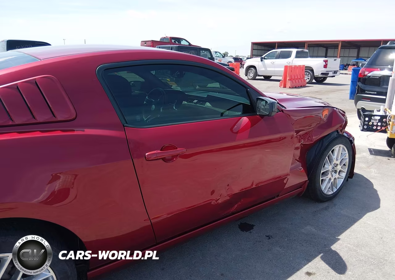 2014 Ford Mustang V6 VIN:1ZVBP8AM9E5327234 - 18