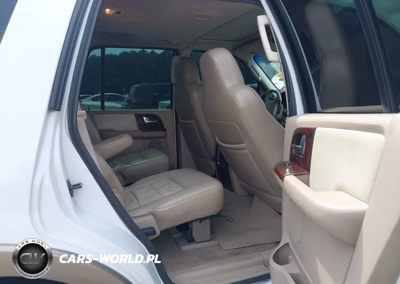 2004 Ford Expedition Eddie Bauer VIN:1FMFU18L14LA83523 - 8