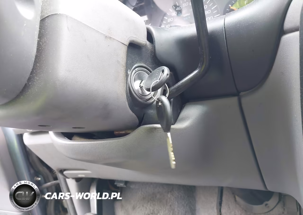 1996 Plymouth Grand Voyager Se VIN:2P4GP44R9TR839774 - 11