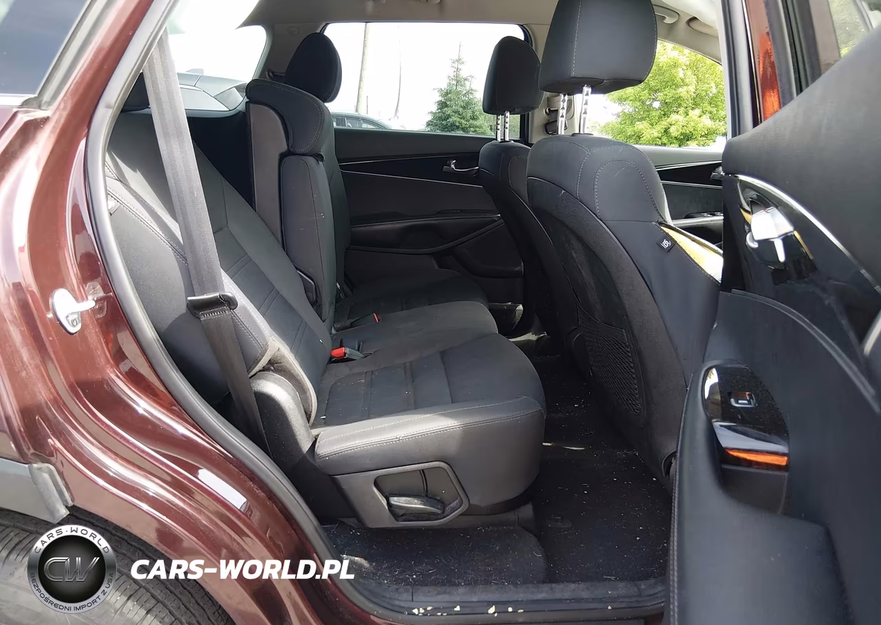 2019 Kia Sorento 2.4L Lx VIN:5XYPGDA37KG549220 - 8