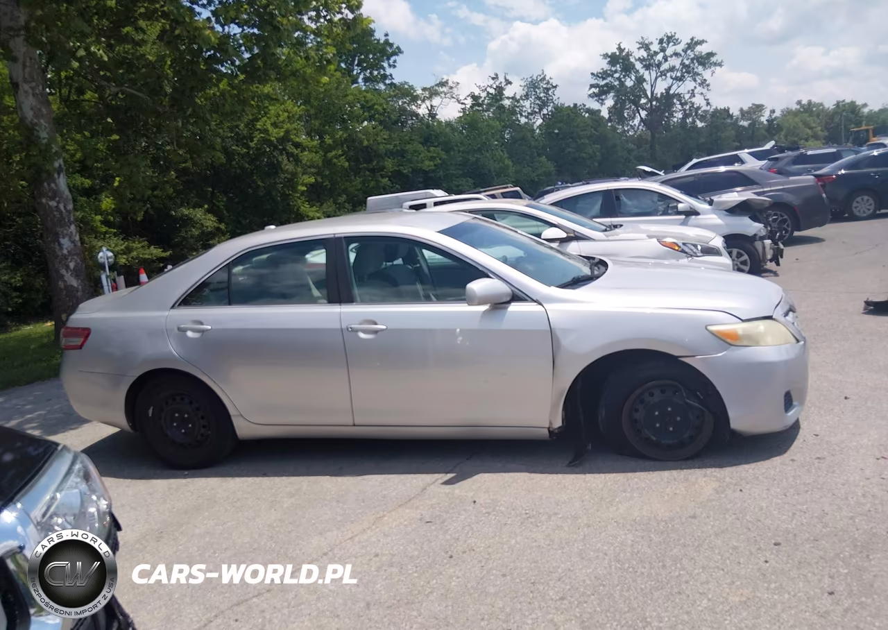 2011 Toyota Camry VIN:4T1BF3EK1BU687418 - 14