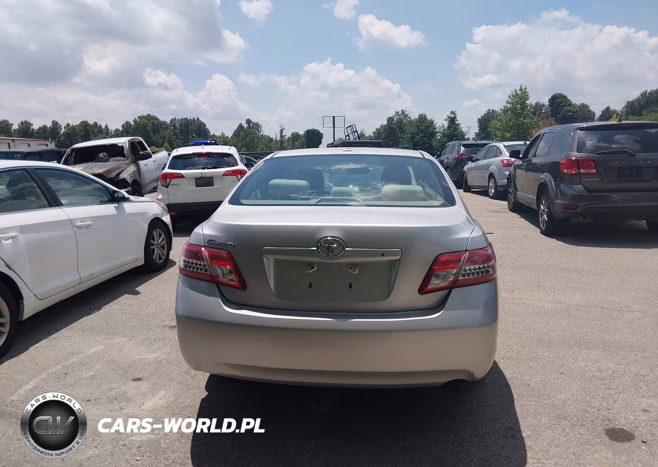 2011 Toyota Camry VIN:4T1BF3EK1BU687418 - 17