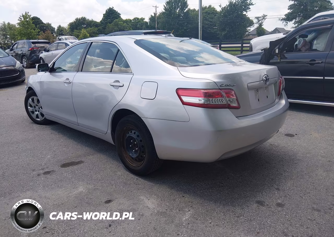 2011 Toyota Camry VIN:4T1BF3EK1BU687418 - 3