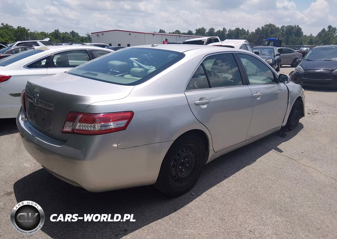 2011 Toyota Camry VIN:4T1BF3EK1BU687418 - 4