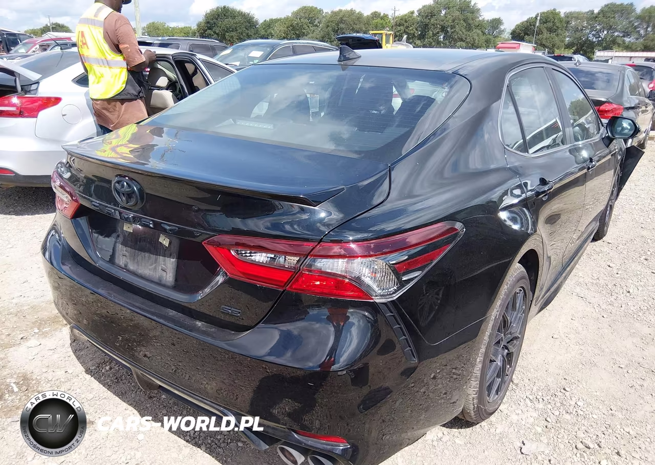 2021 Toyota Camry Se VIN:4T1G11AK0MU533381 - 4