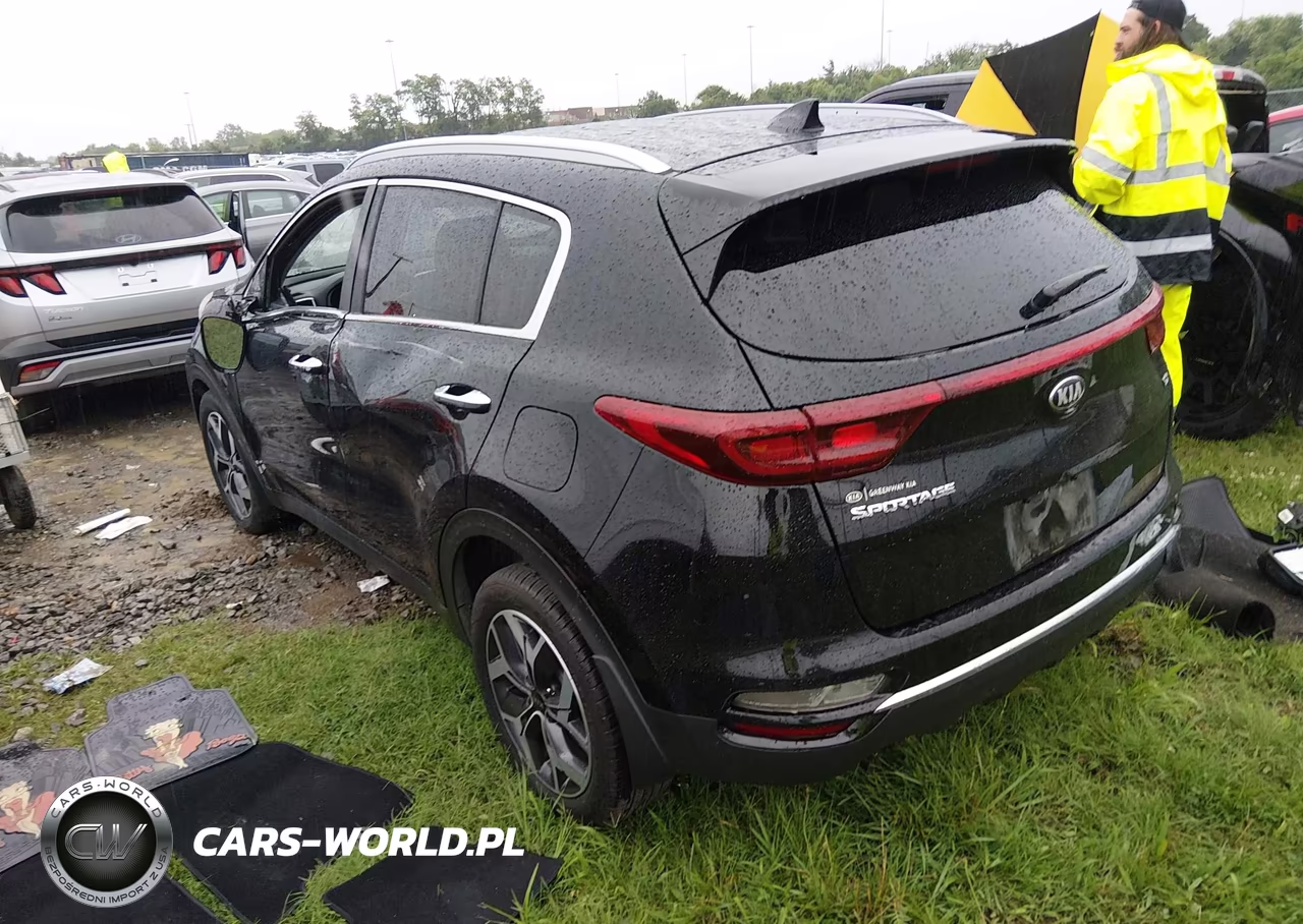 2021 Kia Sportage Ex VIN:KNDPNCAC4M7845697 - 3