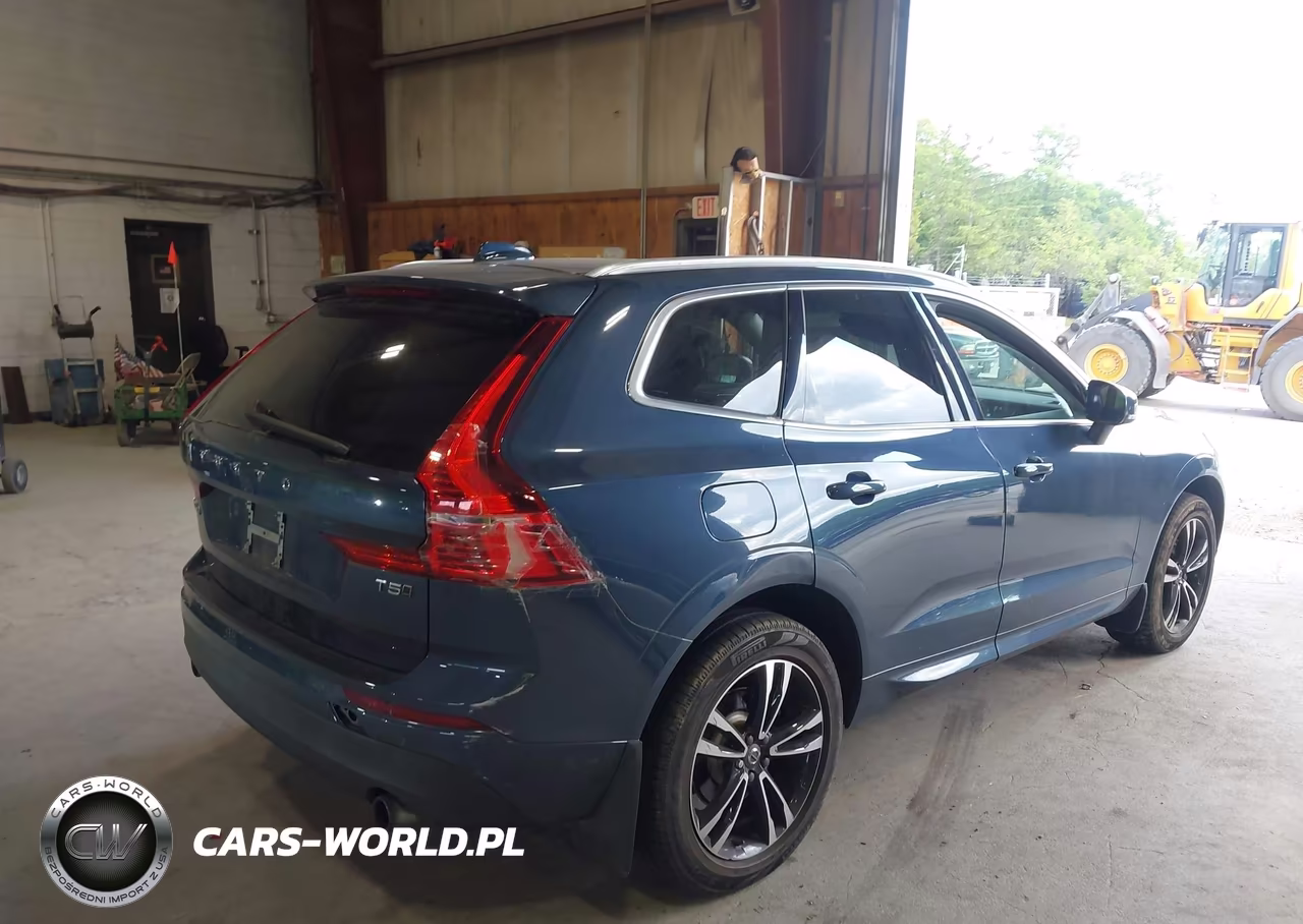 2019 Volvo Xc60 T5 Momentum VIN:LYV102RK4KB220767 - 4