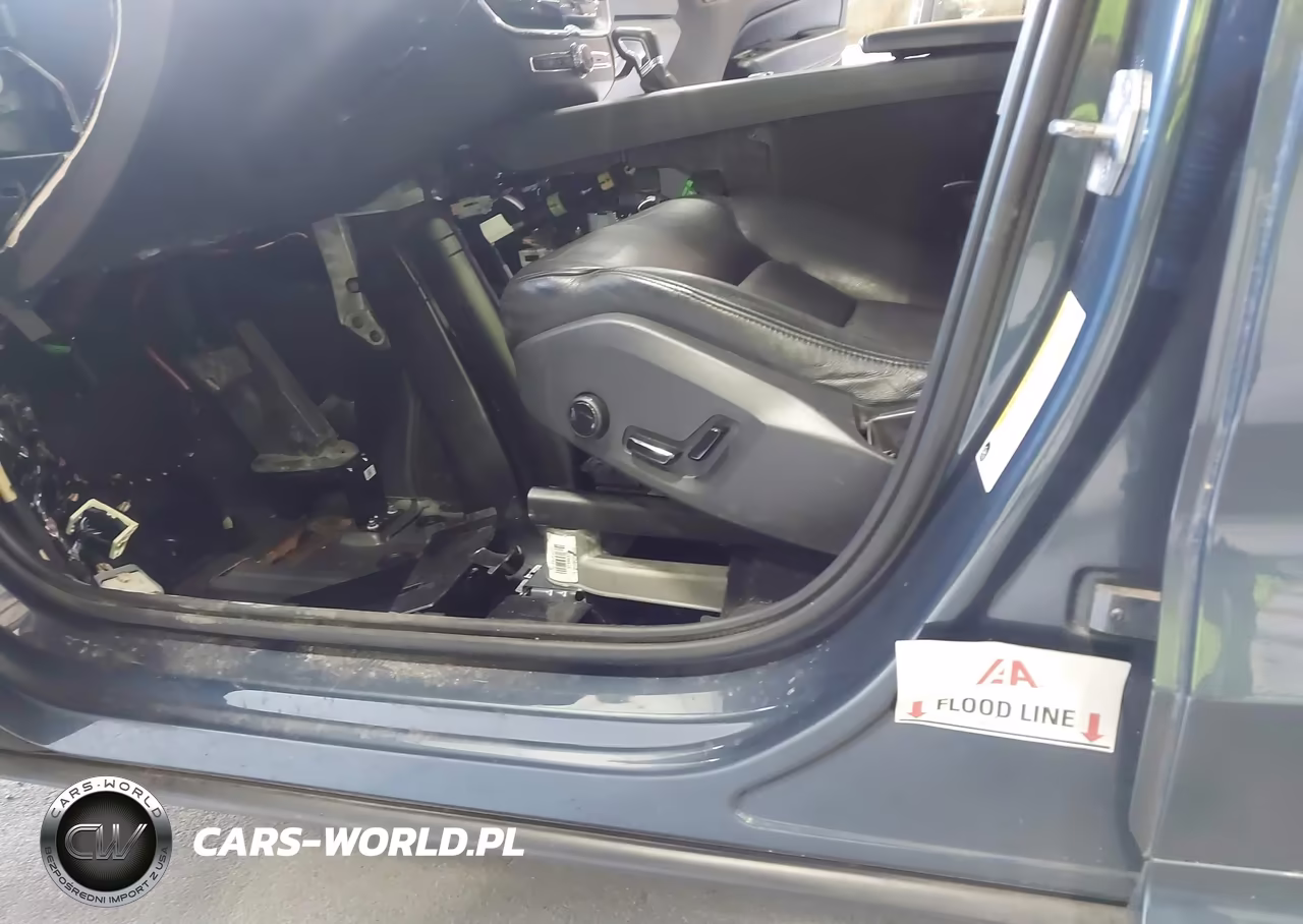 2019 Volvo Xc60 T5 Momentum VIN:LYV102RK4KB220767 - 6