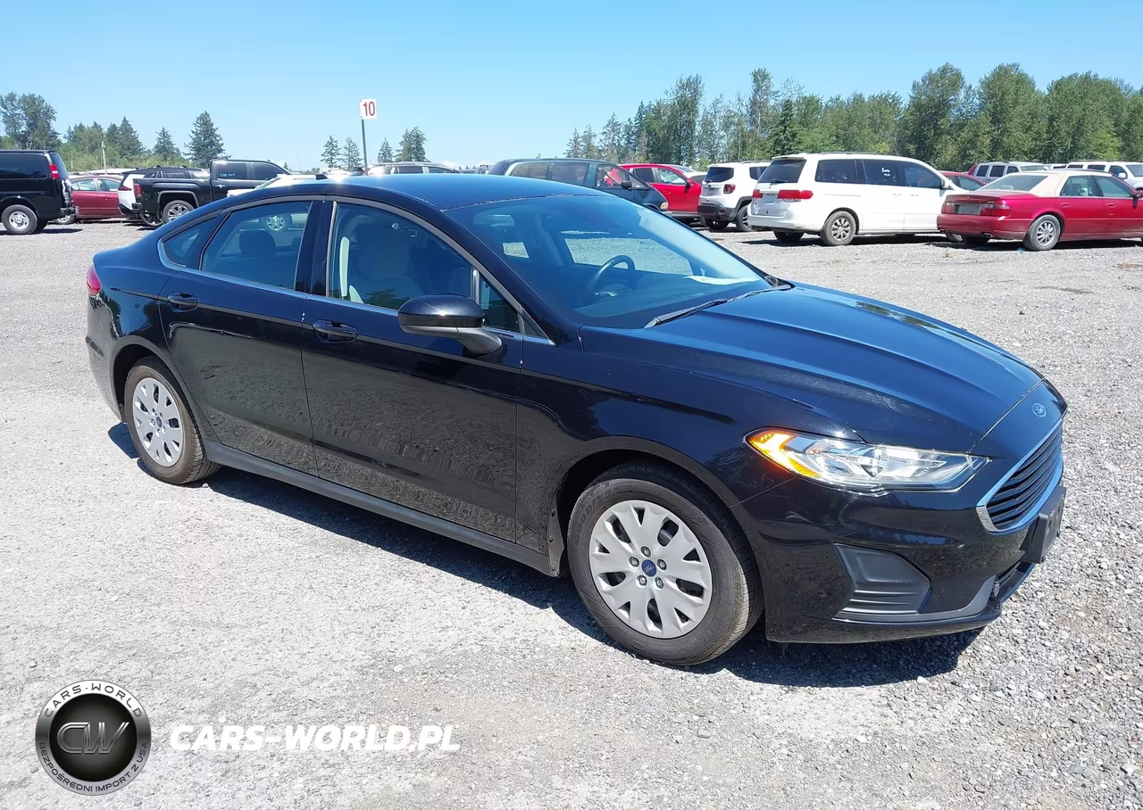 2020 Ford Fusion S – zdjęcie 1 z 20