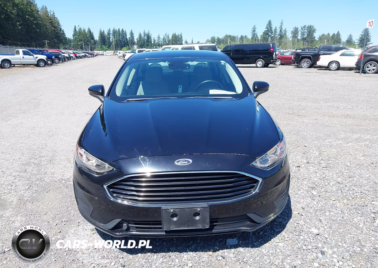2020 Ford Fusion S VIN:3FA6P0G70LR201075 - 16