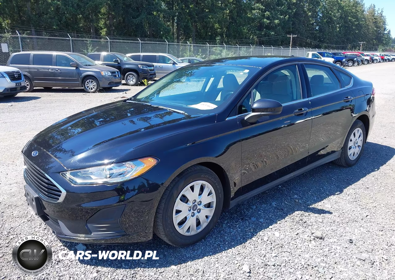 2020 Ford Fusion S VIN:3FA6P0G70LR201075 - 2