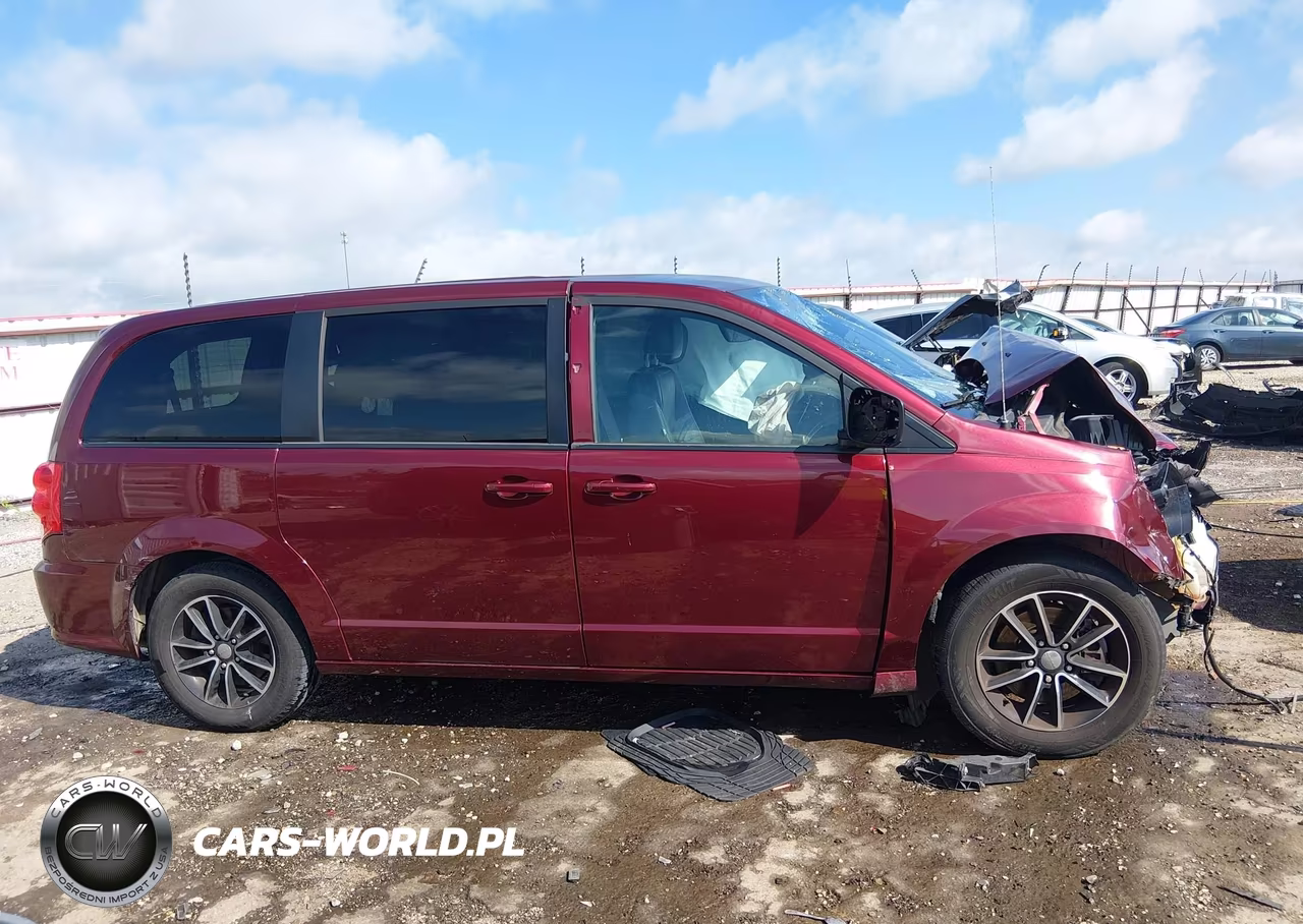 2018 Dodge Grand Caravan Gt VIN:2C4RDGEGXJR196093 - 14