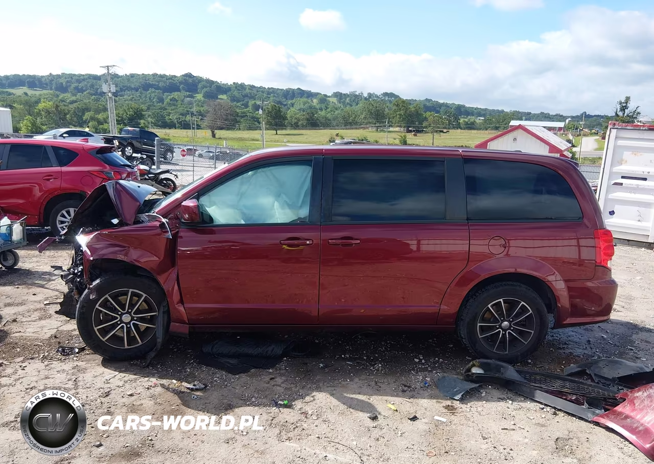 2018 Dodge Grand Caravan Gt VIN:2C4RDGEGXJR196093 - 15