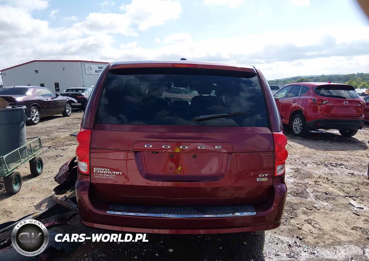 2018 Dodge Grand Caravan Gt VIN:2C4RDGEGXJR196093 - 17
