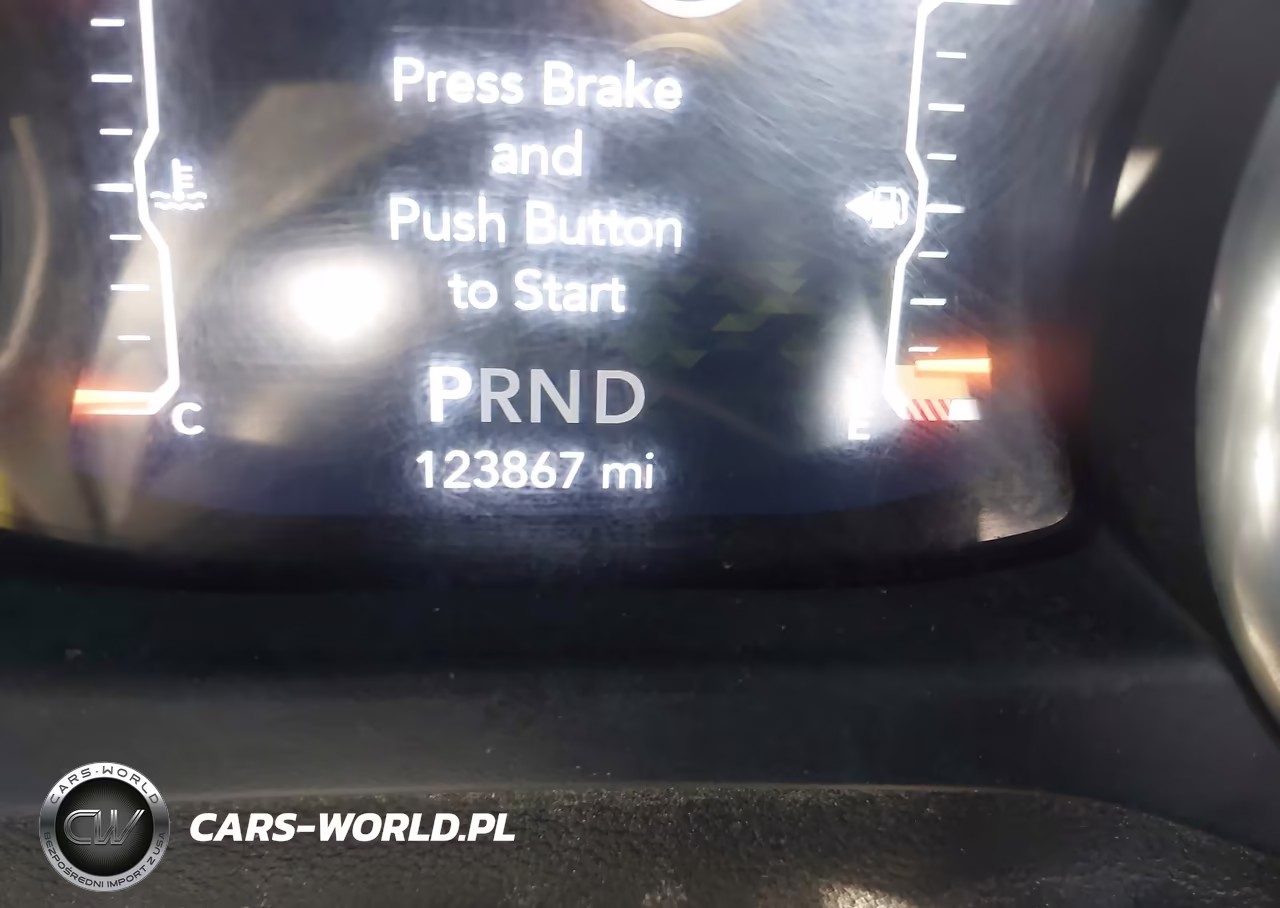 2019 Jeep Wrangler Unlimited Sport S 4X4 VIN:1C4HJXDG7KW616729 - 15