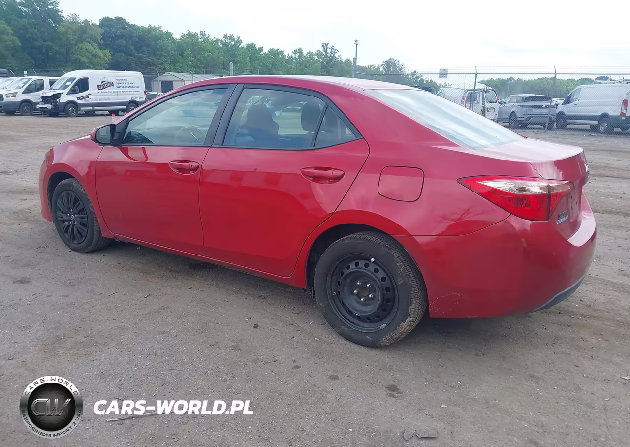 2018 Toyota Corolla Le VIN:2T1BURHE8JC034468 - 3