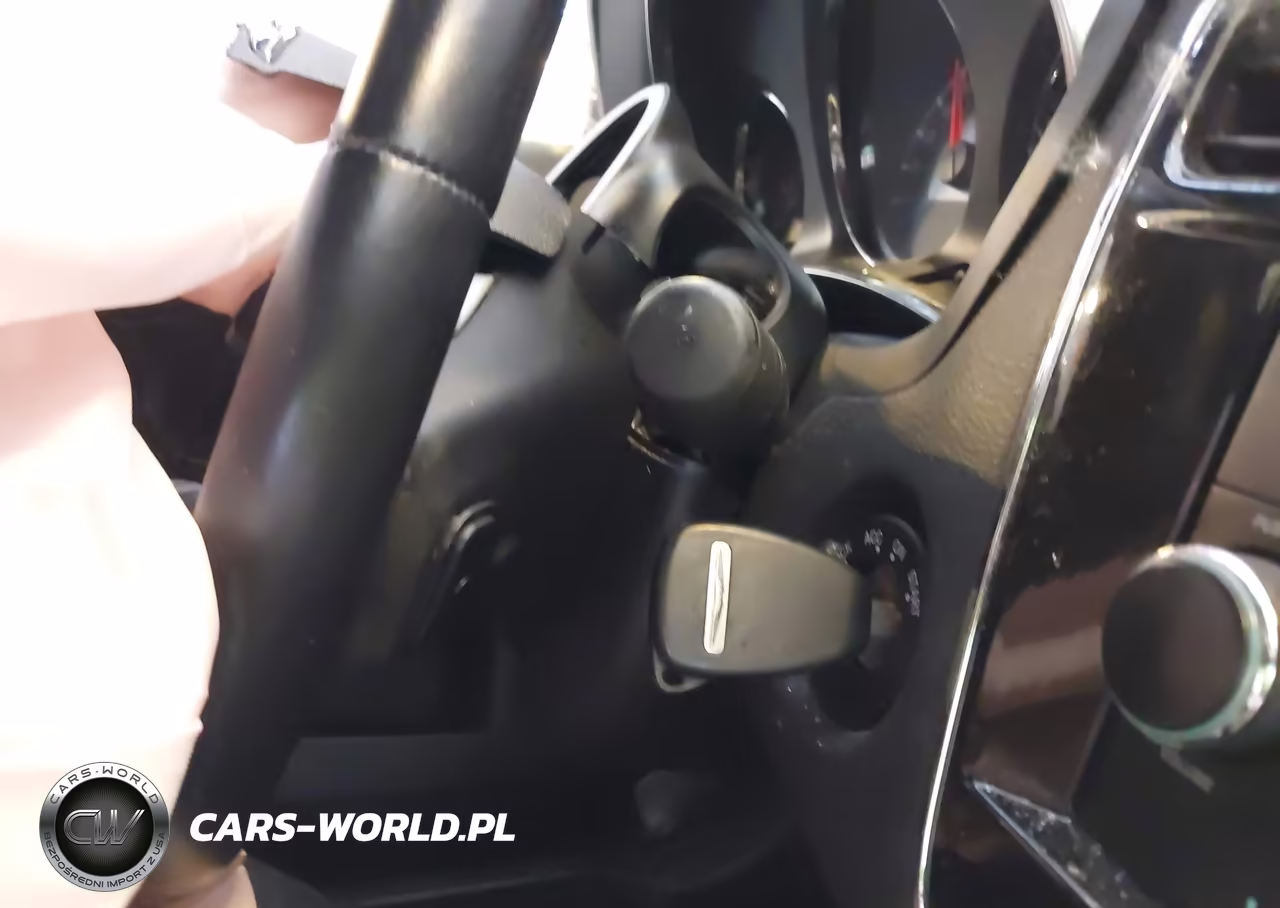 2014 Chrysler 200 Touring VIN:1C3CCBBB2EN150382 - 11
