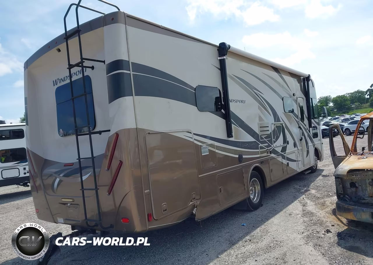 2017 Ford F53 VIN:1F65F5DY0H0A02184 - 4