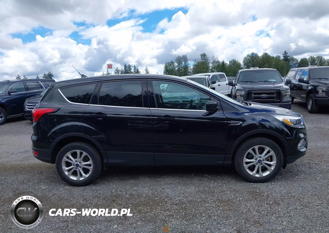 2019 Ford Escape Se VIN:1FMCU9GD6KUA65814 - 13