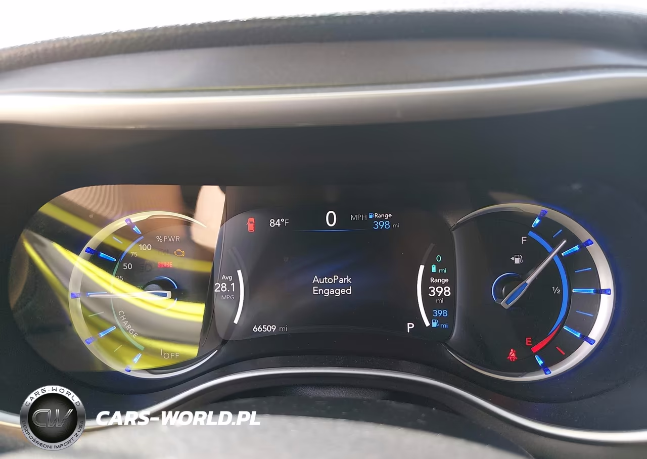 2024 Chrysler Pacifica Hybrid Select VIN:2C4RC1S78RR115091 - 15