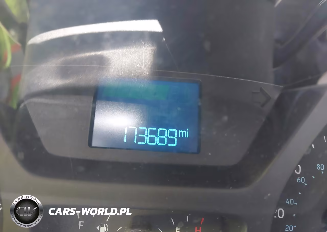 2019 Ford Transit-250 VIN:1FTYR3XM3KKA97138 - 14