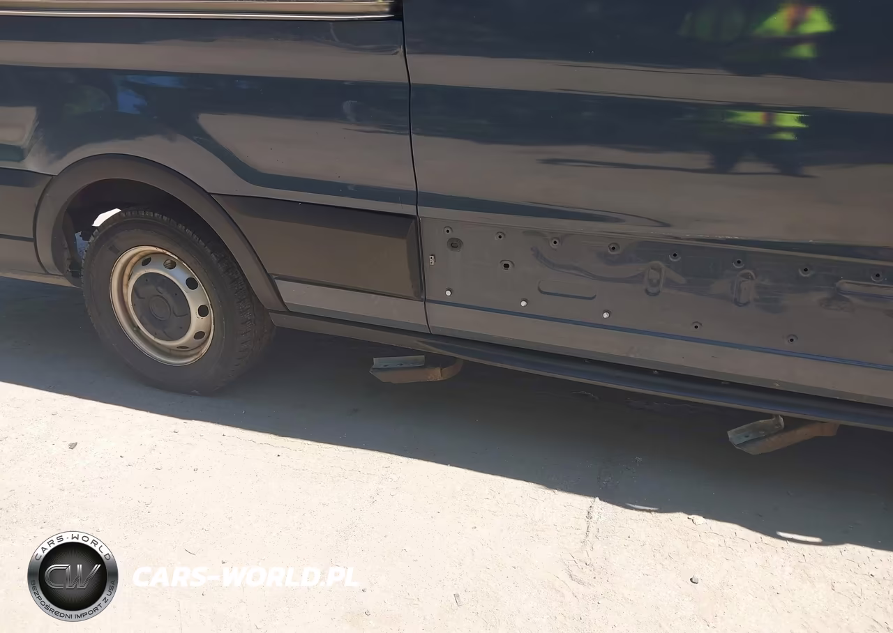 2019 Ford Transit-250 VIN:1FTYR3XM3KKA97138 - 17