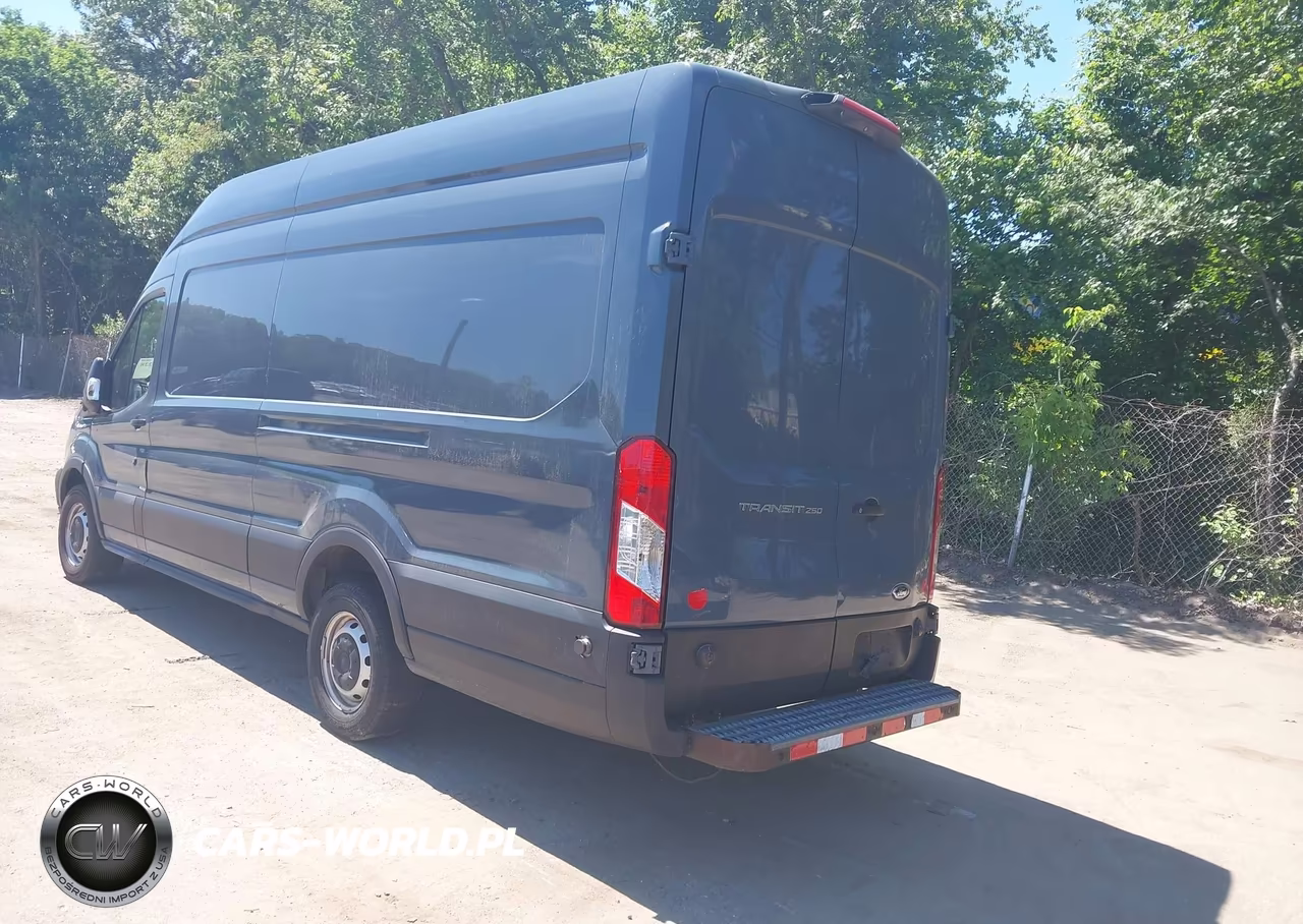2019 Ford Transit-250 VIN:1FTYR3XM3KKA97138 - 3
